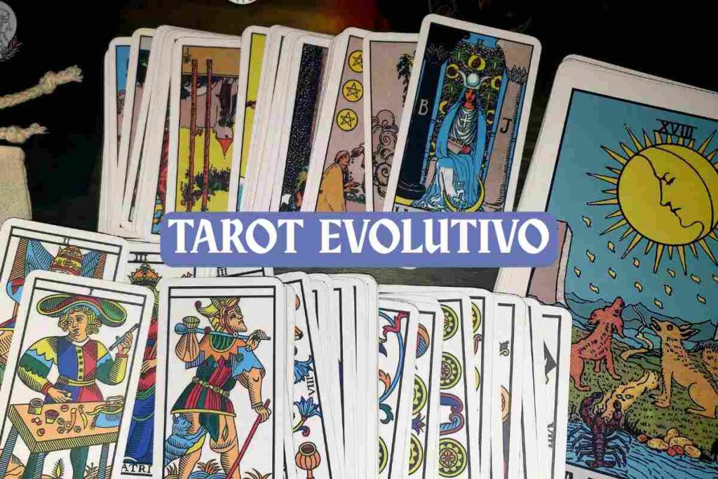 Introducción al tarot evolutivo: un camino de autoconocimiento y transformación