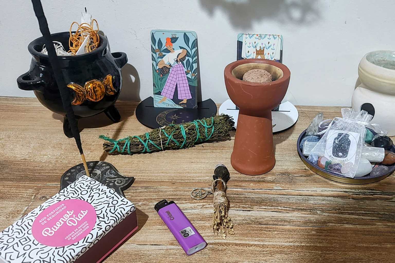 fosforos, ecendedor, sahumos y otros elementos de aire y fuego